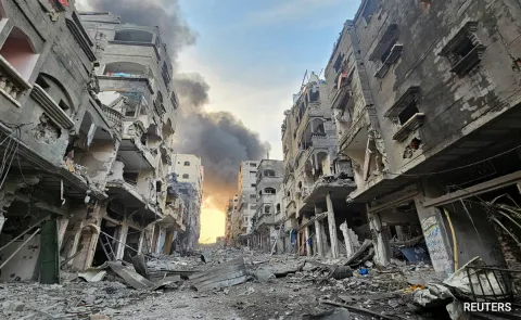 The Ongoing Conflict: Hamas Leader Heads to Egypt for Ceasefire Talks as Israel Considers Another Pause for Hostages