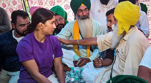 Vinesh Phogat Joins Farmers' Protest at Shambhu Border, Expresses Deep Concern