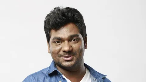 Exclusive: Zakir Khan’s Show Aapka Apna Zakir Discontinued Due to Low TRPs