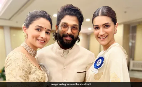 From Alia Bhatt To Kriti Sanon, Celebs Choose To Wear Ethnic Outfits At The National Awards!