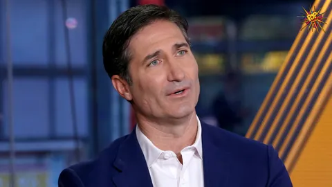 Starbucks' New CEO Reveals His Essential Career Wisdom
