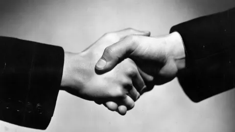 Two Big Studios Of Hollywood To Join Hands!