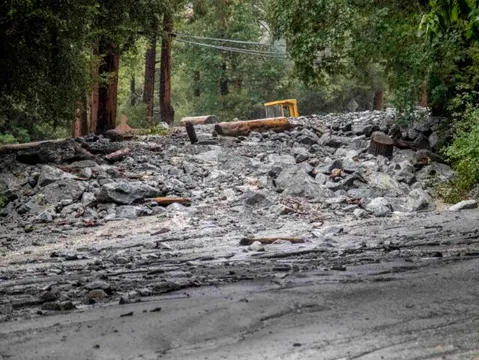 "Hurricane Hilary Triggers Unprecedented Tropical Storm Warning in California, Raising Alarms over Severe Rain and Flooding Threat"