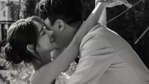 AOA Member Yuna Is Set To Tie Knot With Her Fiance Producer!