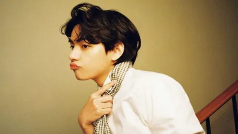 Actor V Is BACK? BTS' V Drops "Blue" MV Teaser!