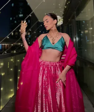 Silk Lehengas for Bridal Wear: Captivating Designs for the Modern Bride