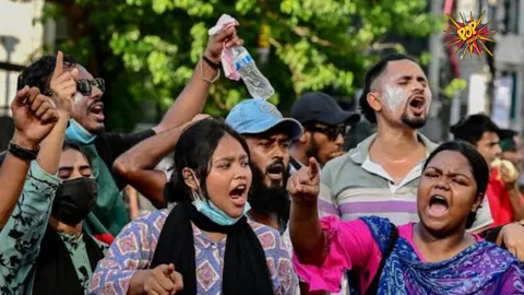 Bangladesh: More than 300 Indian students return back?