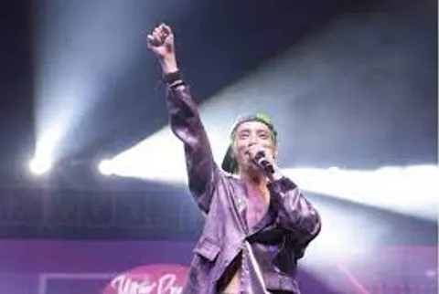Exclusive! K-pop Sensation Aoora's  New Album With Indian Connect, Wants To Sing For Akshay Kumar And Shahrukh Khan One Day!