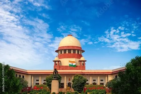 "Supreme Court Orders Kolkata Doctors to Resume Work, Assures No Adverse Action Amidst Rape-Murder Case"