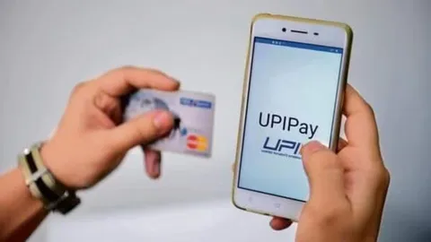 "47% of Indians Hit by Financial Fraud in 3 Years; UPI & Credit Cards Top Targets: Survey"