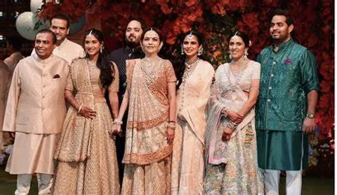 Kim Kardashian and Khloe Kardashian's Viral Entry Video at Anant Ambani-Radhika Merchant Wedding Wows Social Media