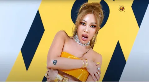 Jessi's Gum Music Video: A Stylish and Daring Showcase