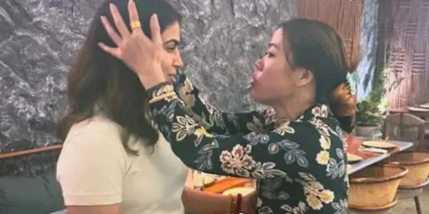 Manu Bhaker Meets 8-Time World Champion Mary Kom, Make Special Request