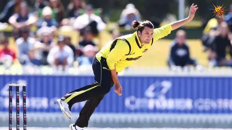 Ex-Pakistan Star Slams Australia Spinner's 5-0 India Prediction