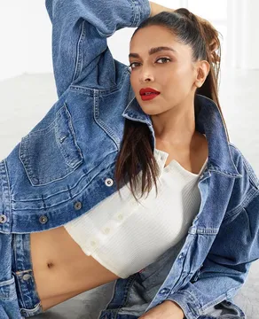 Bollywood Divas who aced the daring denim on denim trend!