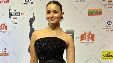 69th National Film Awards 2023: Alia Bhatt's Victory Fills Mahesh Bhatt with Family Pride, Allu Arjun's Son Celebrates with Heartwarming Hug