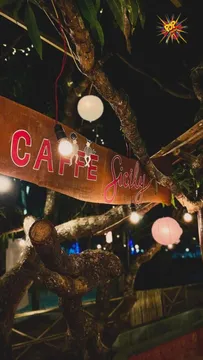 Savour The Taste of Authentic Italian Pizzas at Caffe Sicily