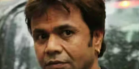 Bollywood Actor's 11 Crore Bank Fraud: Bank Seals Property!