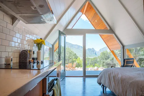 A Complete Tourist Guide For Beginners To Have A Clean And Safe Stay At Airbnb's All Over The World!