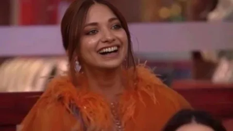 BBOTT2: Jiya Shankar Got Evicted From Big Boss House Ahead Of Finale, The Show Got Its Top 5 Finalist !