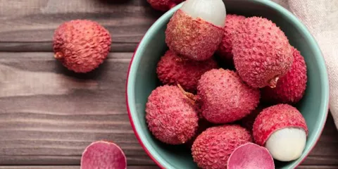 Know Why Litchis Are Healthy Should Be Your Summer Special food!