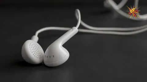 Ear Health Alert: How One Hour of Headphone Use Can Multiply Bacteria by 700