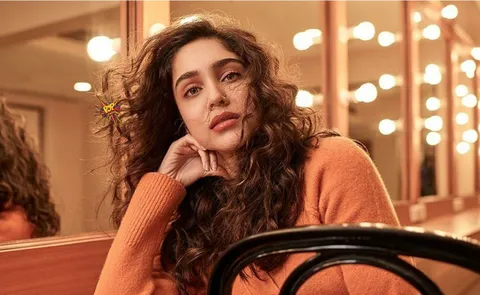 Sharvari flaunts keyboard skills for Bunty Aur Babli 2!