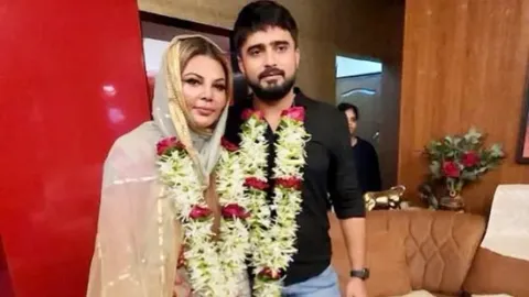 All The Hot Breaking Controversies Ft our Favourite Rakhi Sawant!