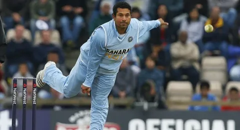Happy Birthday Sachin Tendulkar, 49: Do You Know? Our Batting Master Has These Many Wickets in International Cricket; Read Here
