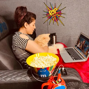 <em>Warda Nadiadwala has a fun movie time; watches Baaghi 2 for the fifth time and is still amazed by one thing, Read to know!</em>