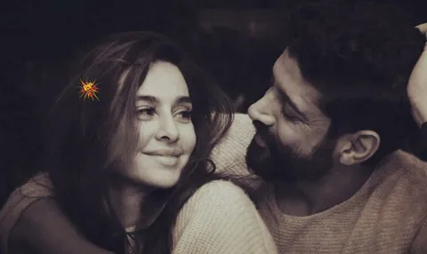 From the theme to the special performances of the bride and groom; Read minute detail about Farhan Akhtar and Shibani Dandekar's big day