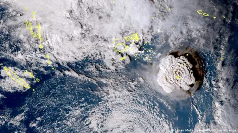 Tonga Tsunami and Volcano Irruptions Update: Contact after 5 Days of Devastating Tsunami