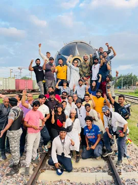 Director Kangana Ranaut- "Always high on Josh team Emergency"