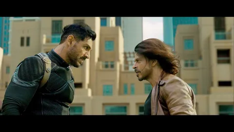 Not even given a sneak peek into majority of the screen-stealing situations of Pathaan! : Siddharth Anand