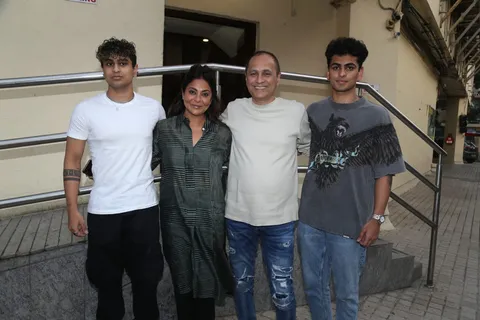 Makers of ‘Jalsa’ host a special screening for the family of the cast & crew in Mumbai!
