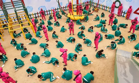 Squid Game Hits Big Screen In U.S. For SAG Awards 2022