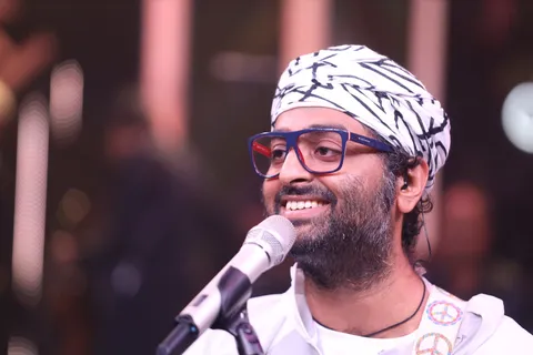 "The spirituality that she has carried in her singing with utmost passion till the end is truly a big learning" Shares Arijit Singh about his learnings from Lata Mangeshkar
