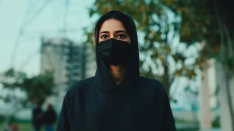 Vikramaditya Motwane and Ananya Panday's CTRL Trailer Out Now