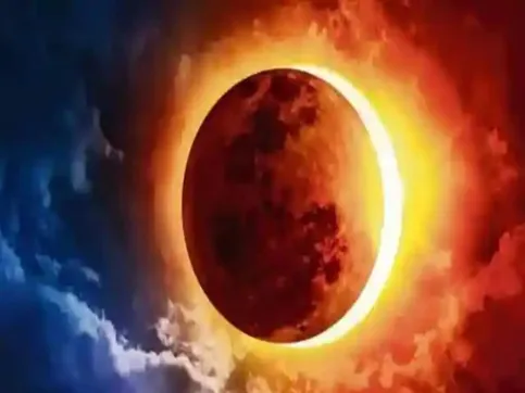 Solar eclipse and lunar eclipse both in the month of Kartik lunar eclipse  on Dev diwali कार्तिक के महीने में सूर्य ग्रहण और चंद्र ग्रहण दोनों,  देवदिवाली पर चंद्र ग्रहण ...