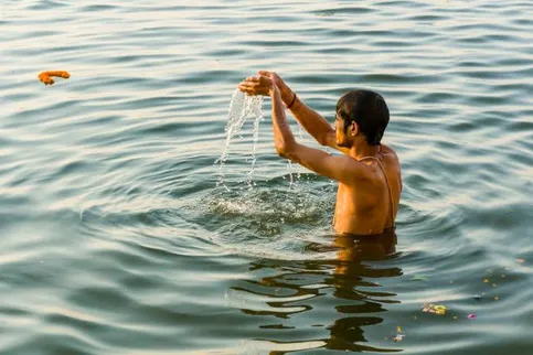 30 नवंबर या 1 दिसंबर, कब है मार्गशीर्ष अमावस्या? नोट करें स्नान-दान का सही  मुहूर्त - Margshirsha amavasya 2024 know shubh muhurat of snan daan pujan  vidhi upay of this amavasya tvisg