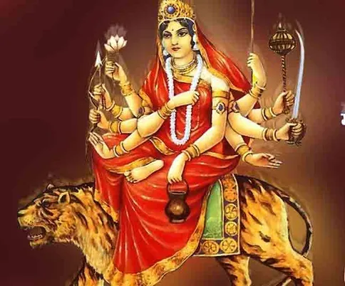नवरात्र: शक्‍त‍ि के तीसरे स्‍वरूप मां चंद्रघंटा देवी की मह‍िमा, जानें पूजन  व‍िध‍ि -
