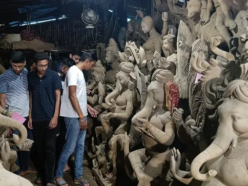 Bhopal Madhya Pradesh Preparations for Ganesh Chaturthi booking of Ganesh  idols started ANN | Ganesh Chaturthi 2022: भोपाल में गणेश चतुर्थी की  तैयारियां शुरू, बनाई जा रहीं मूर्तियां लेकिन दिख ...