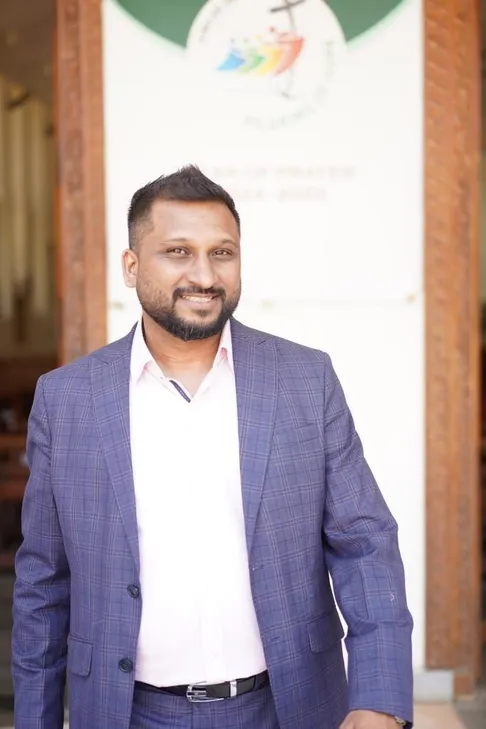 Mr. Elton Rodrigues_Director_HostMyTrip