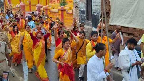 5 PHOTOS में देखें राम मंदिर की दूसरी प्राण प्रतिष्ठा पूजा के पहले दिन  क्या-क्या हुआ?