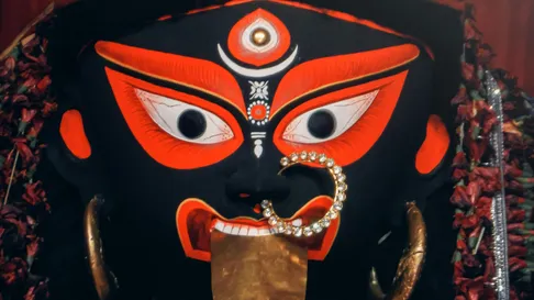 Kali Chaudas 2025: दिवाली से पहले क्यों मनाई जाती है काली चौदस? घर पर कैसे  पूजा, जानिए सही तिथि और पूजा मुहूर्त | Mint