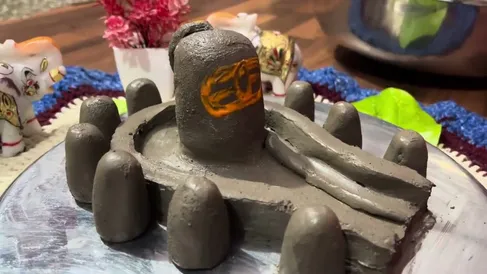 पार्थिंव शिवलिंग बनाने की सरल विधि 🔱how to make parthiv shivling at home  #parthivshivling #mahadev