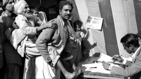 Story of First general elections: 53 राजनीतिक दल, 489 सीटें, 1874  उम्मीदवार...जब भारत में हुआ था पहला आम चुनाव - Story of First general  elections of Independent India 1951 1952 - GNT