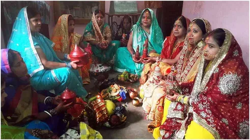 Hartalika Teej 2021: महिलाओं में संकल्प शक्ति बढ़ाता है हरितालिका तीज का  व्रत, यहां जानें शुभ मुहूर्त और संपूर्ण पूजा विधि | Hartalika Teej 2021:  Hartalika Teej fasting ...