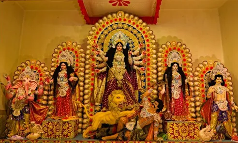 Capture the Vibrancy of Durga Puja: Top Photography Spots in West Bengal –  SceneLoc8