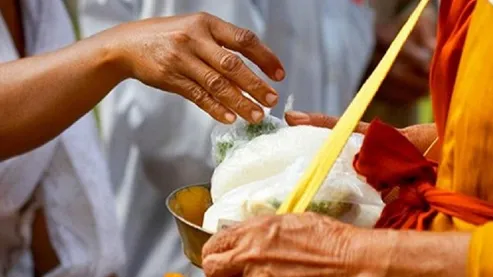 Pitru Paksha 2022: श्राद्धपक्ष में दान करें ये 7 चमत्कारी चीजें, जाग उठेगी  सोई तकदीर - Pitru Paksha 2022 seven magical donation in shradh paksha  tlifdu - AajTak
